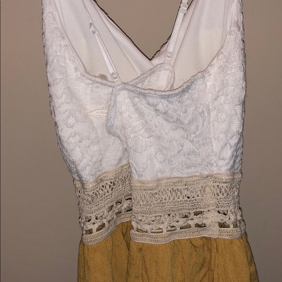 Yellow dress - Picture 3 of 3